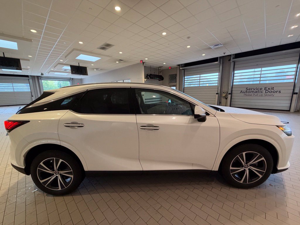 Certified 2024 Lexus RX 350 Premium w/ Accessory Package (Z1) AWD/4WD image 4