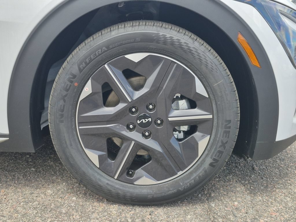 New 2026 Kia EV6 Light AWD/4WD image 17