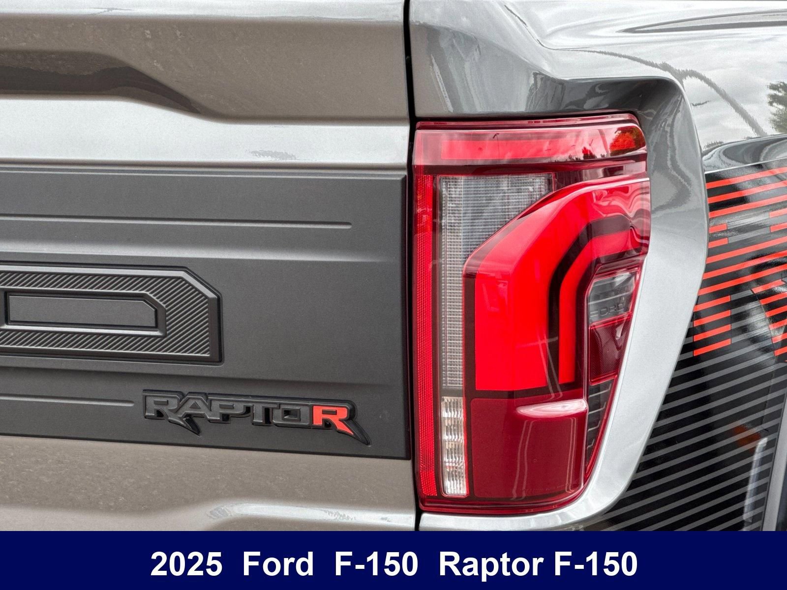 Used 2025 Ford F150 Raptor w/ Equipment Group 803A Raptor R AWD/4WD image 37