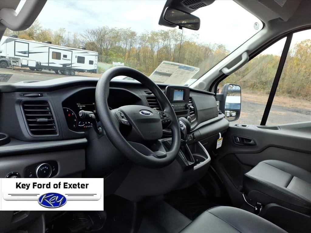 New 2025 Ford Transit 250 148 Medium Roof Extended AWD image 11