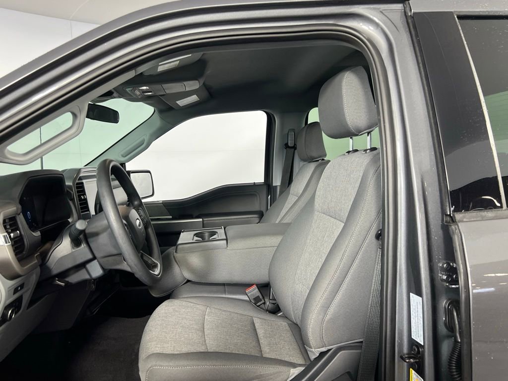 Used 2025 Ford F150 XLT image 17