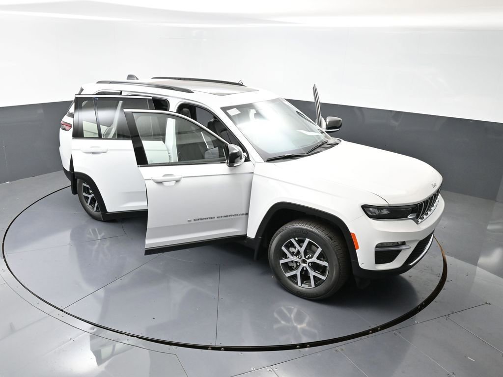 New 2025 Jeep Grand Cherokee Limited w/ Luxury Tech Group II image 54