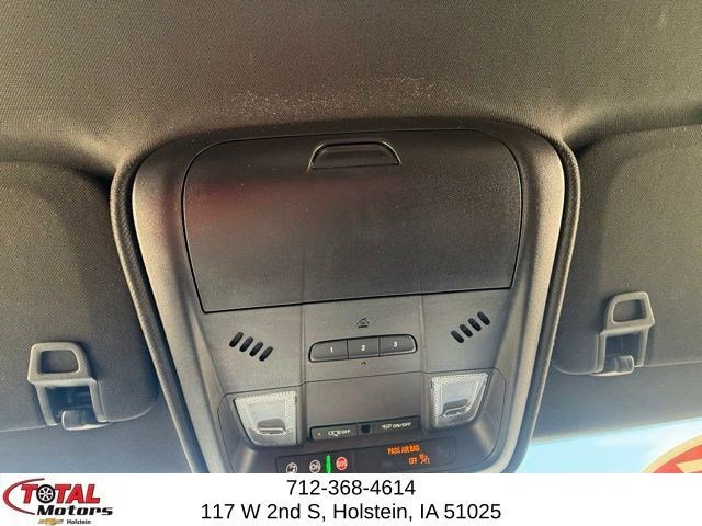 Used 2025 Cadillac XT4 Premium Luxury AWD/4WD image 30