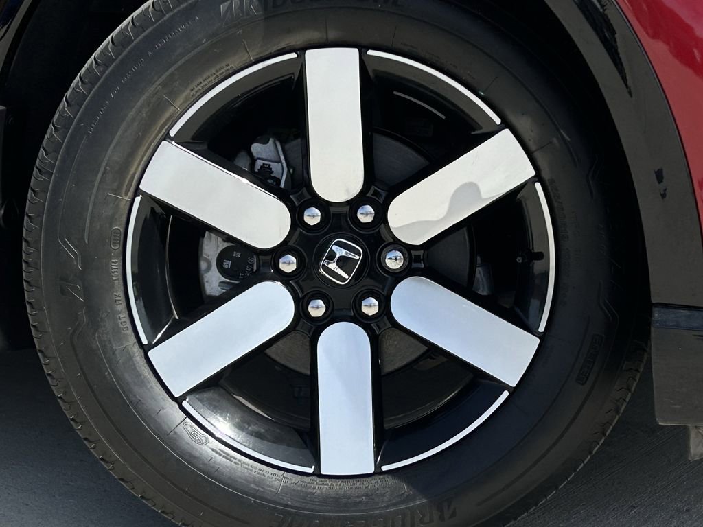 Used 2025 Honda Prologue Touring image 11