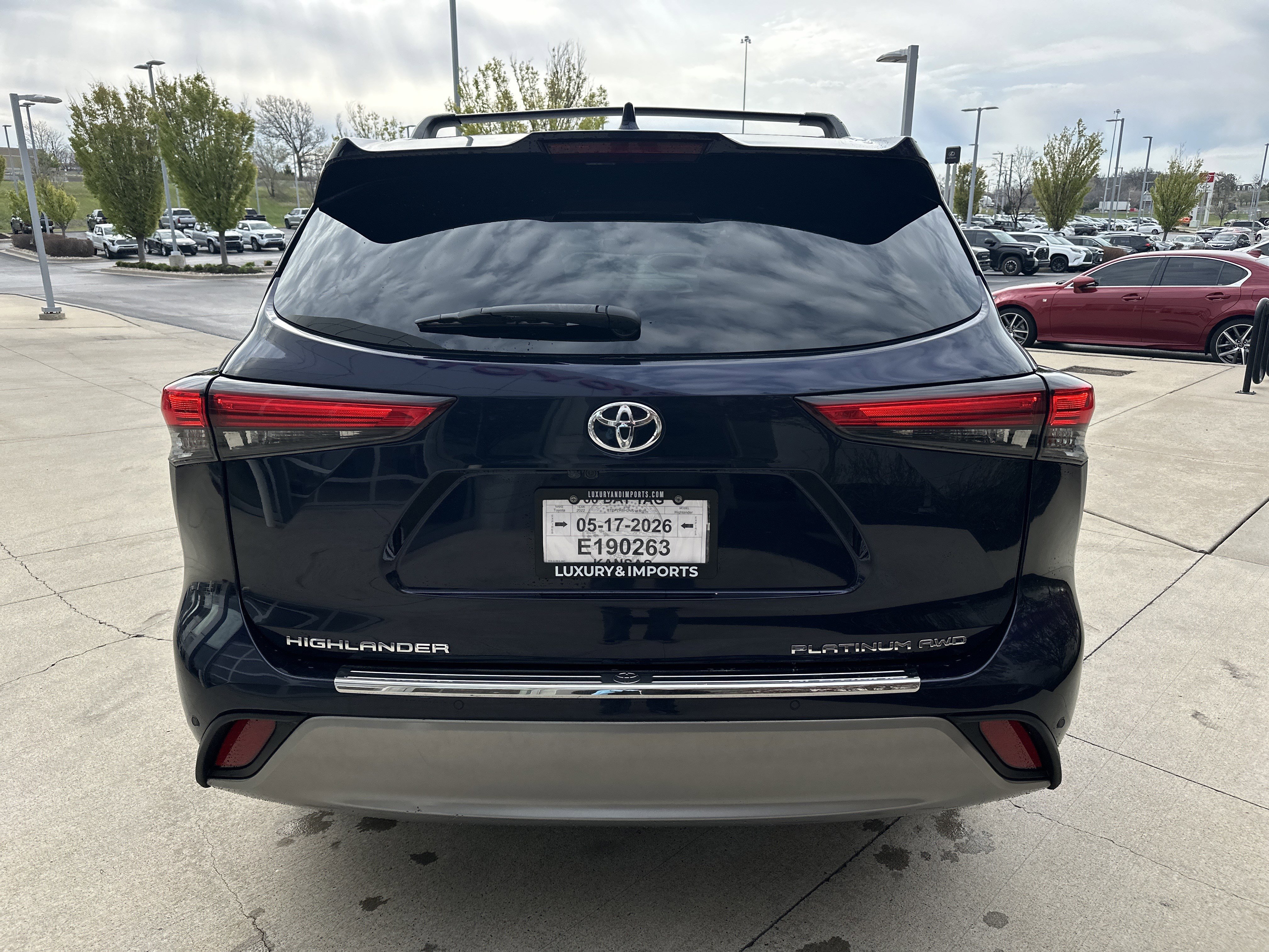 Used 2022 Toyota Highlander Platinum image 10