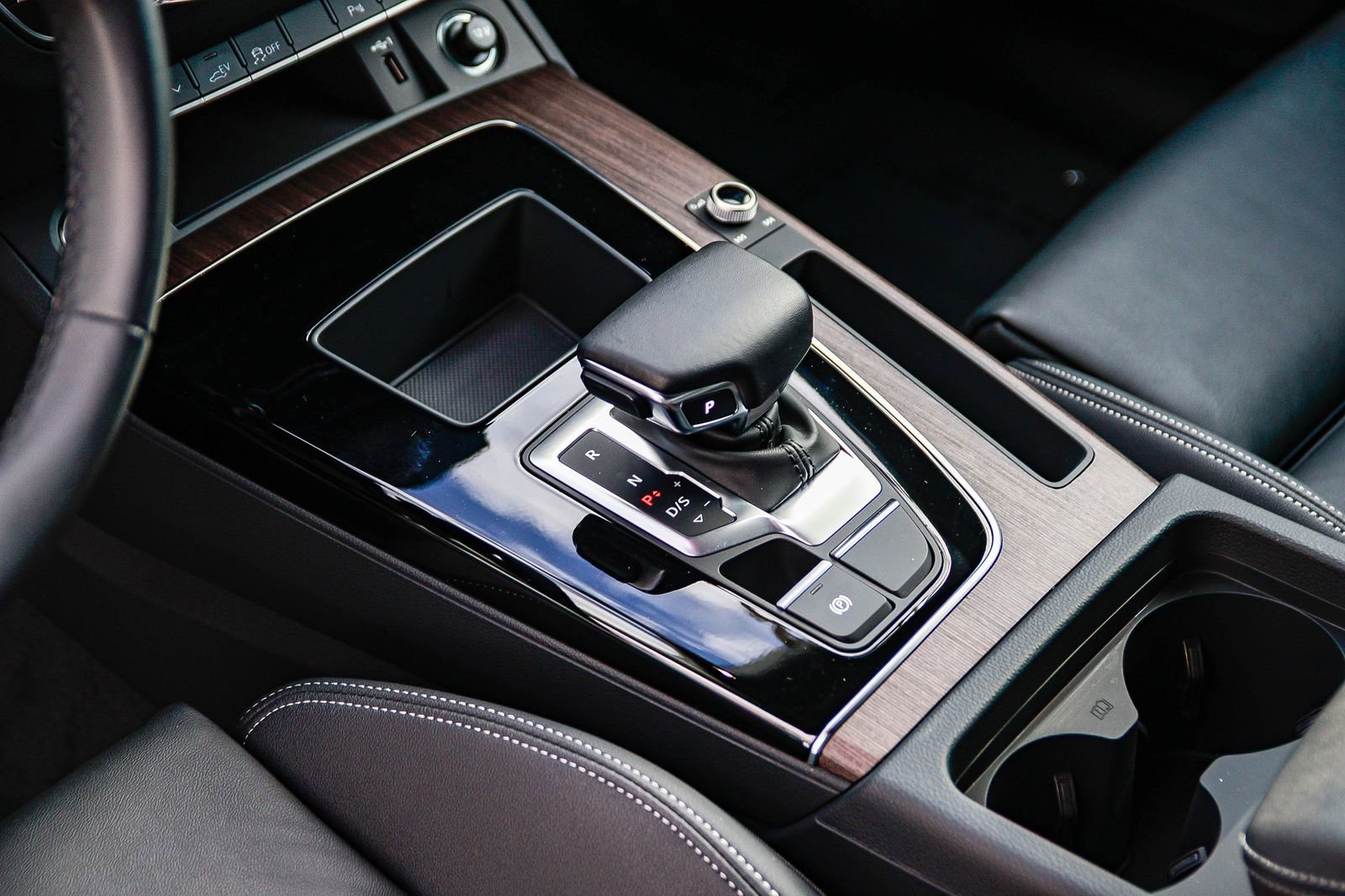 Certified 2023 Audi Q5 e Premium w/ Convenience Package image 20