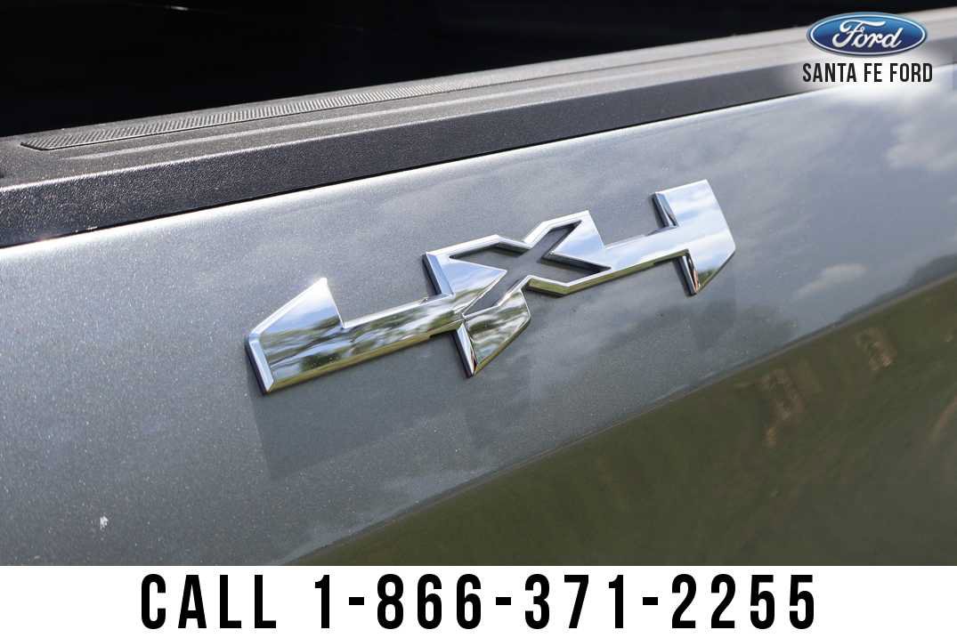 Used 2025 GMC Sierra 1500 Elevation w/ Preferred Package AWD/4WD image 9