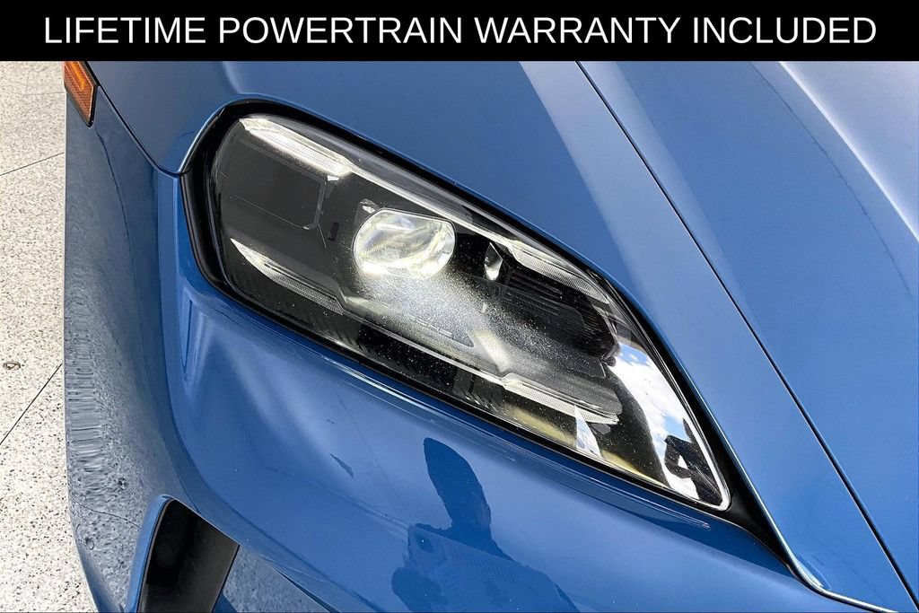 Used 2025 Porsche Taycan RWD image 38