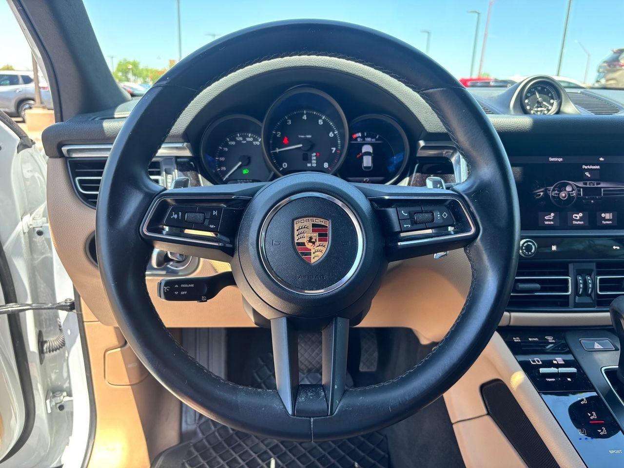 Used 2022 Porsche Macan AWD/4WD image 18