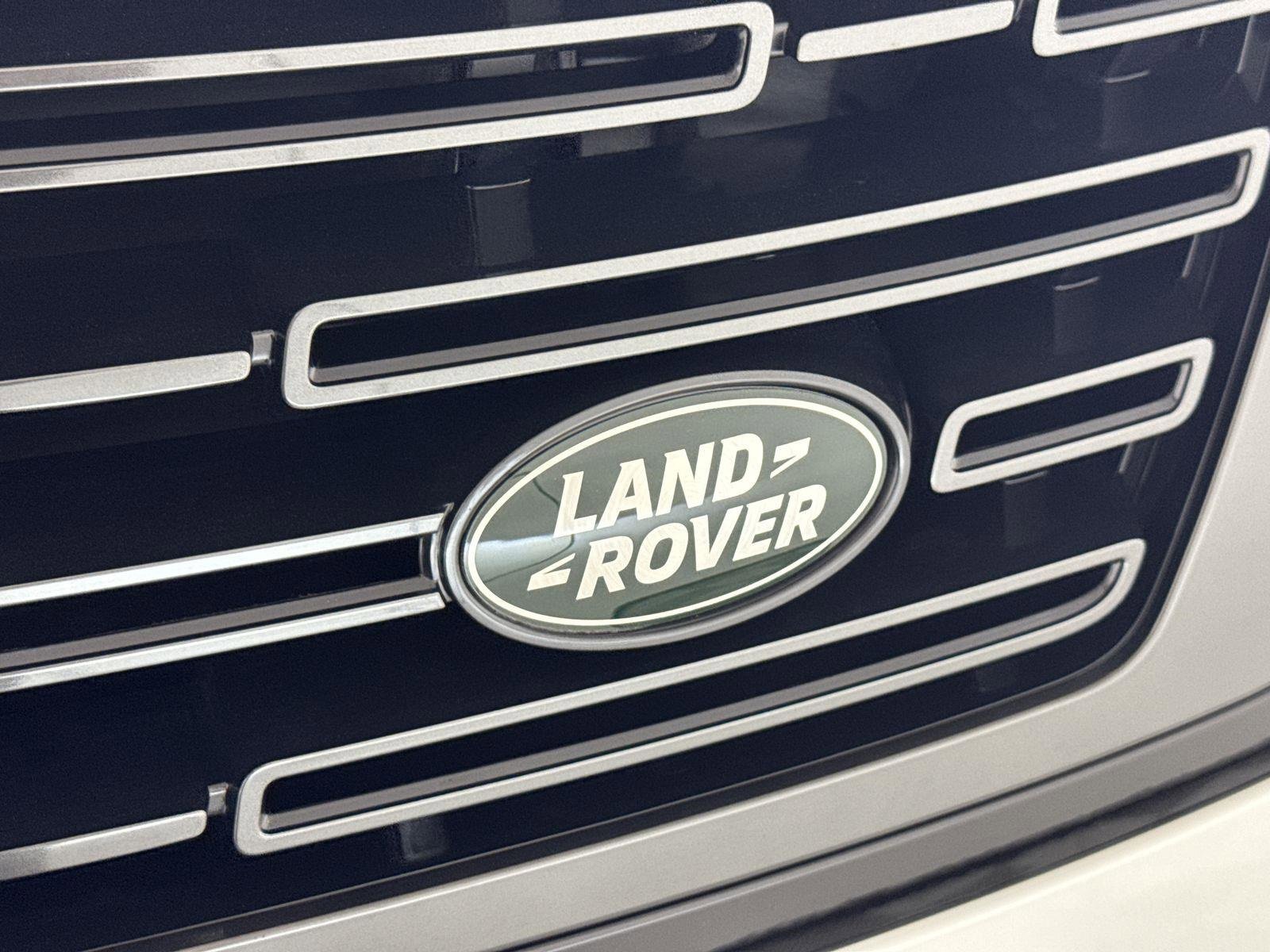 New 2025 Land Rover Range Rover SE image 31