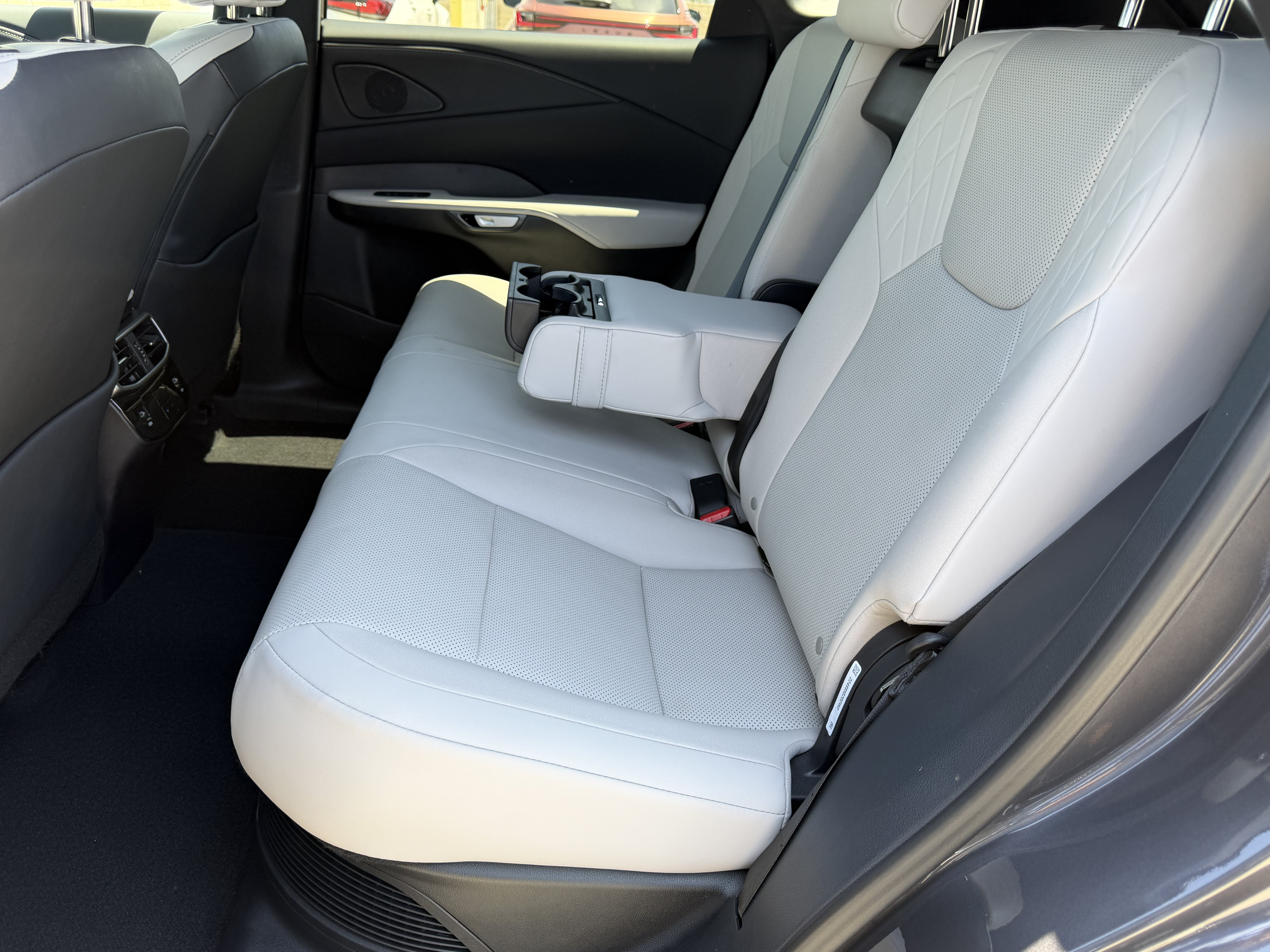 Certified 2025 Lexus RX 350h w/ Convenience Package AWD/4WD image 34