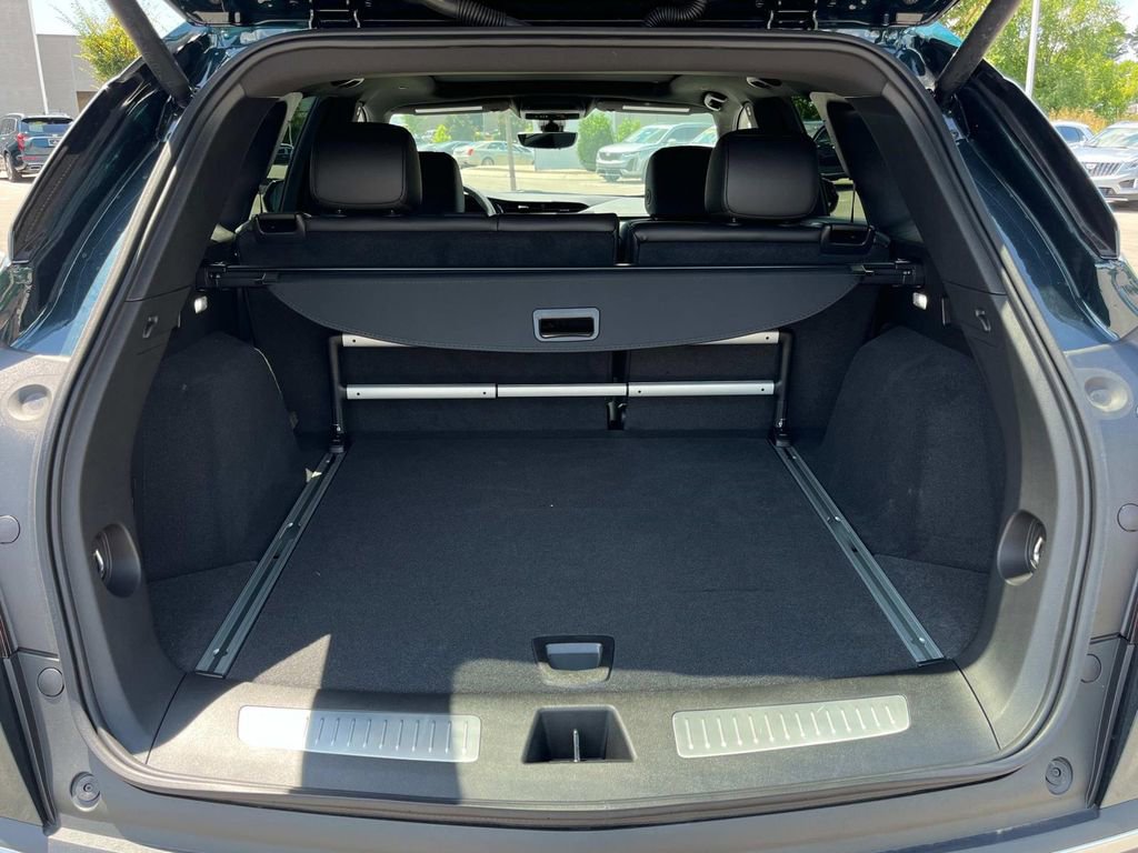 New 2025 Cadillac XT5 Premium Luxury w/ Technology Package image 11