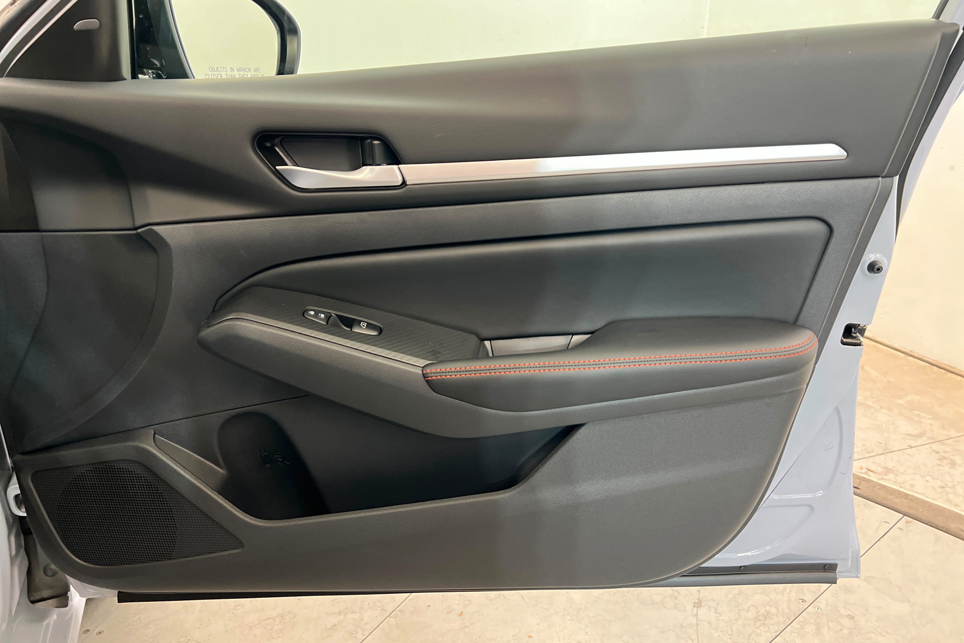 New 2026 Nissan Altima 2.5 SR w/ SR Midnight Edition Package FWD image 21