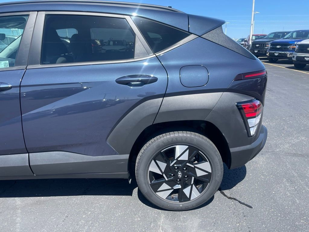 Used 2024 Hyundai Kona SEL AWD/4WD image 35