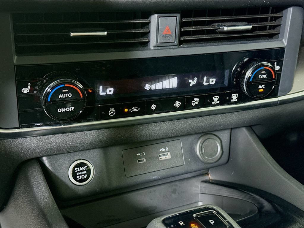 Certified 2023 Nissan Rogue SV w/ SV Premium B Package AWD/4WD image 8