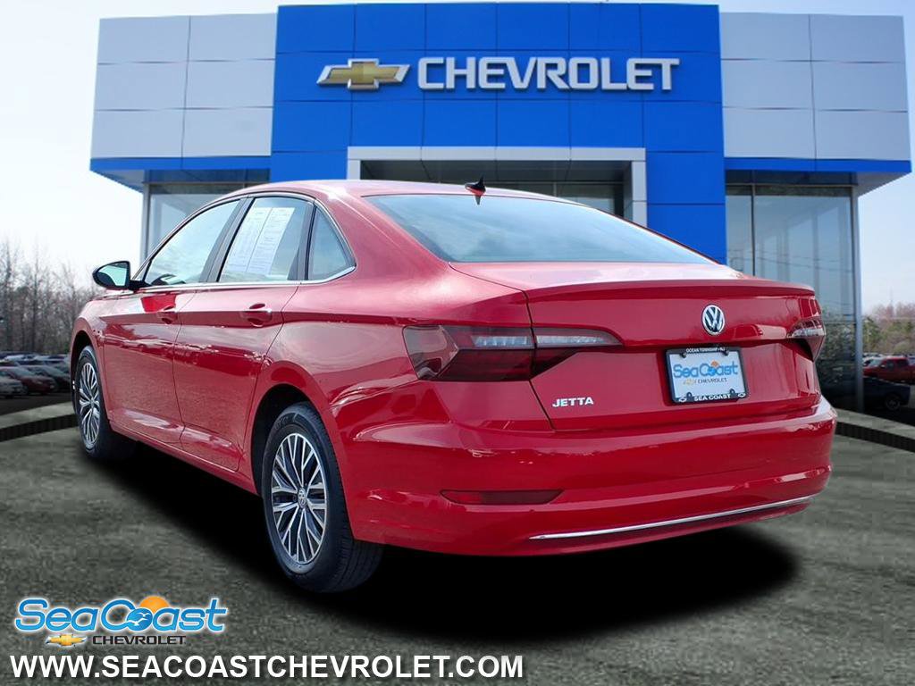 Used 2020 Volkswagen Jetta SE w/ SE Cold Weather Package image 4