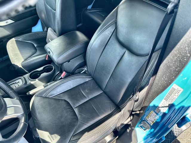 Used 2017 Jeep Wrangler Unlimited Sahara w/ Quick Order Package 24E Chief AWD/4WD image 19