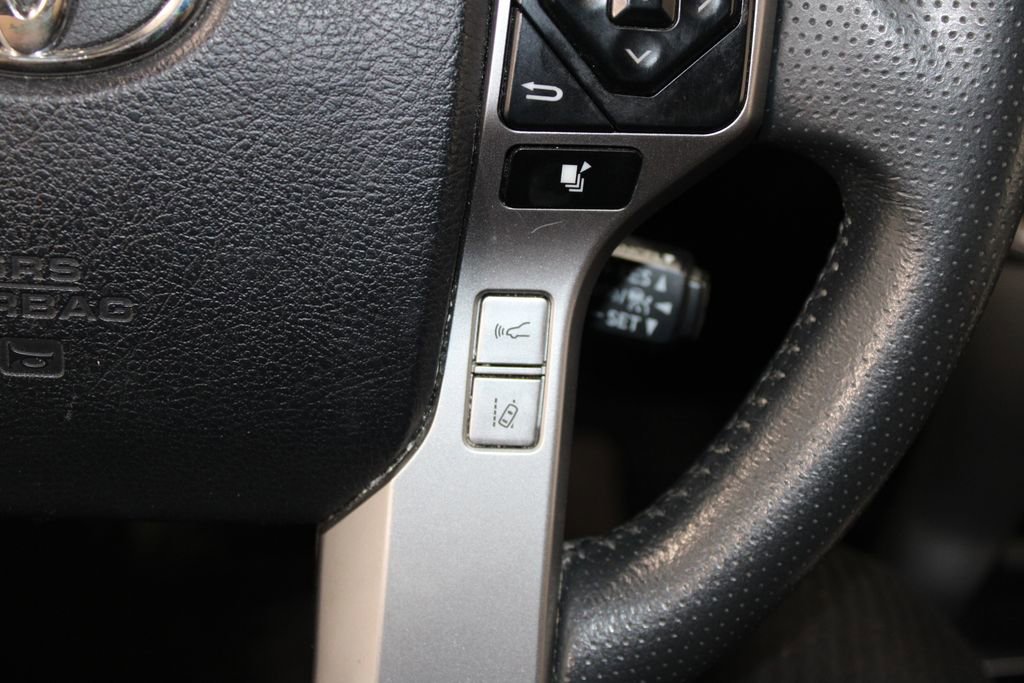 Used 2022 Toyota 4Runner Limited image 41