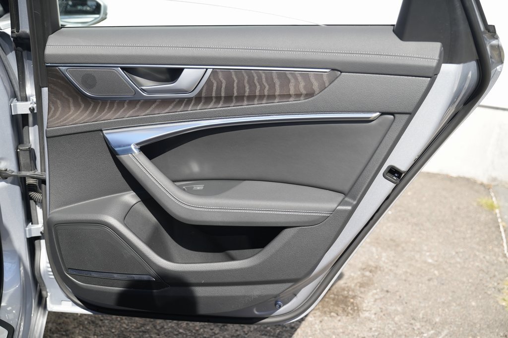 Used 2022 Audi A6 Premium Plus w/ Premium Plus Package image 44
