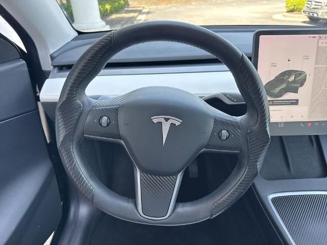 Used 2021 Tesla Model Y Long Range AWD/4WD image 17