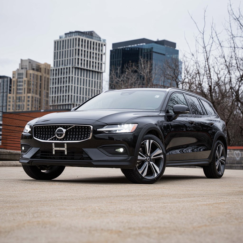 Certified 2025 Volvo V60 B5 Cross Country Plus