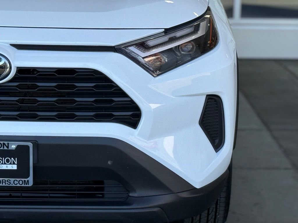 Certified 2025 Toyota RAV4 XLE FWD image 6