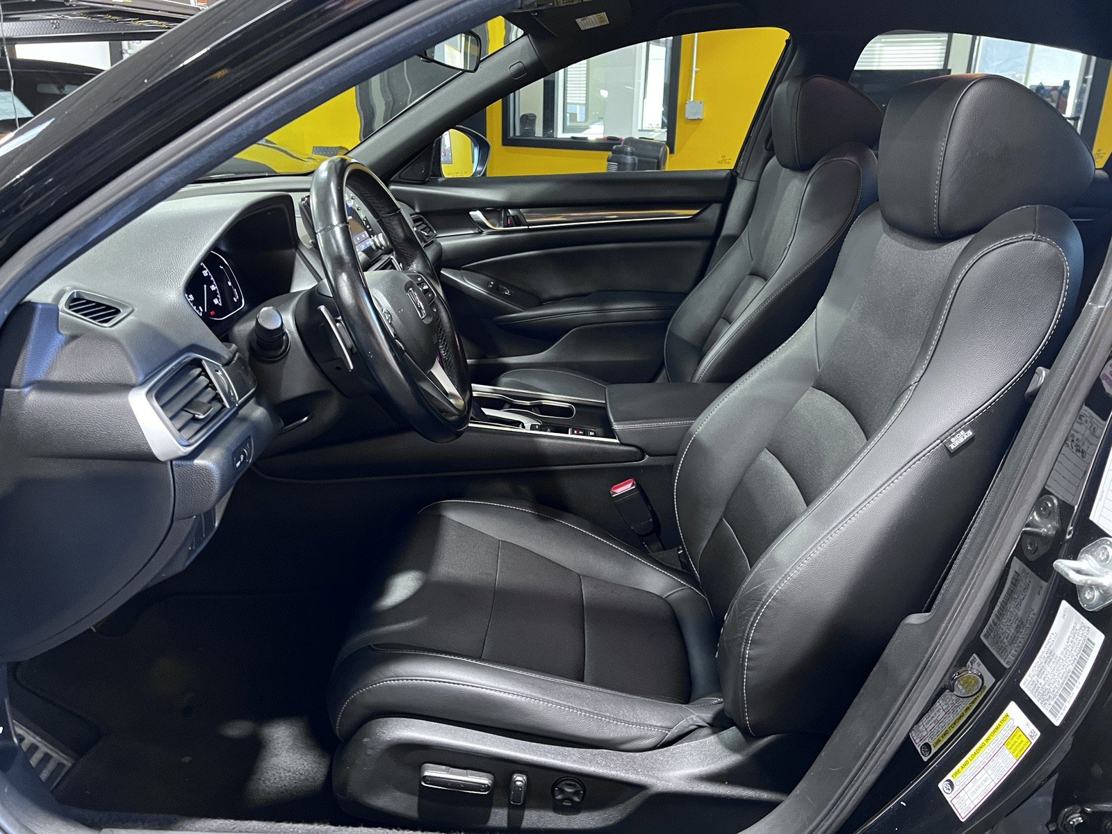 Used 2021 Honda Accord Sport image 14