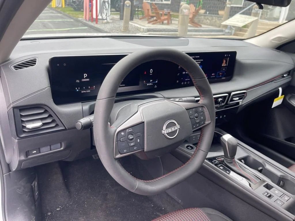 Used 2026 Nissan Sentra SR w/ Floor Mat Package FWD image 14