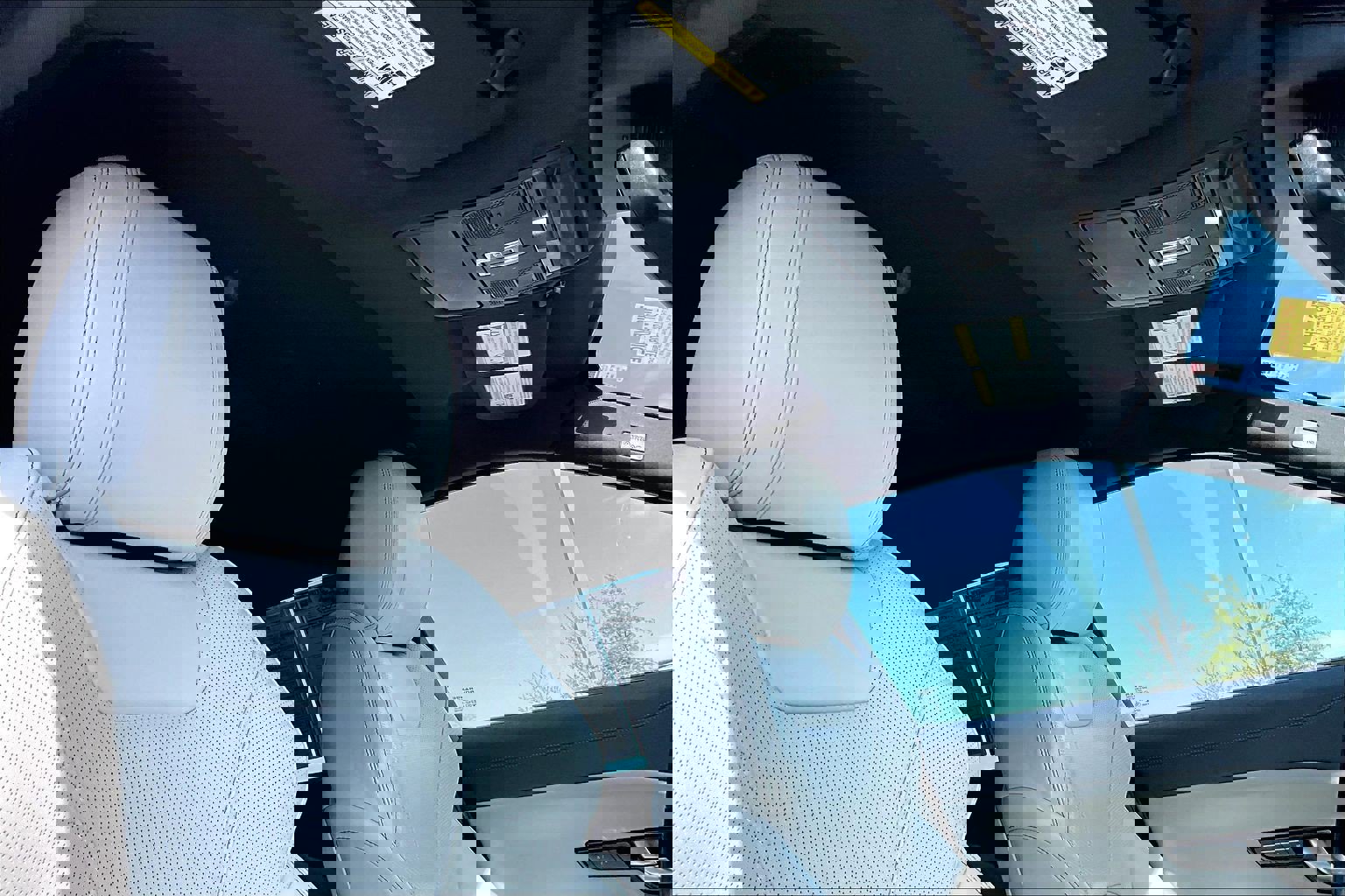 Used 2018 Land Rover Range Rover Evoque HSE Dynamic image 28