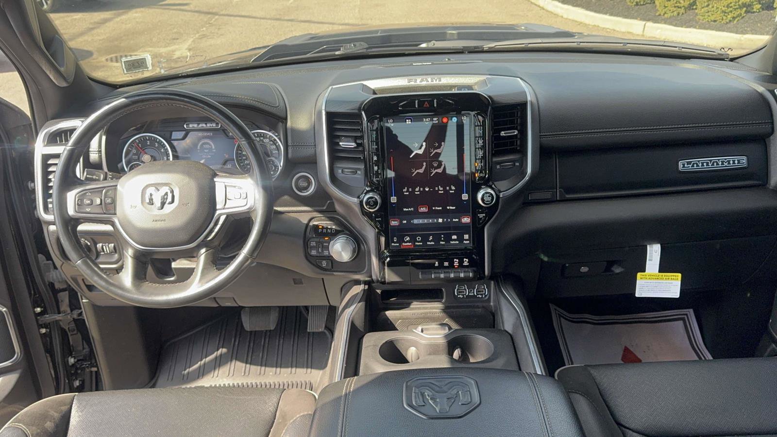 Used 2023 RAM 1500 Laramie AWD/4WD image 15