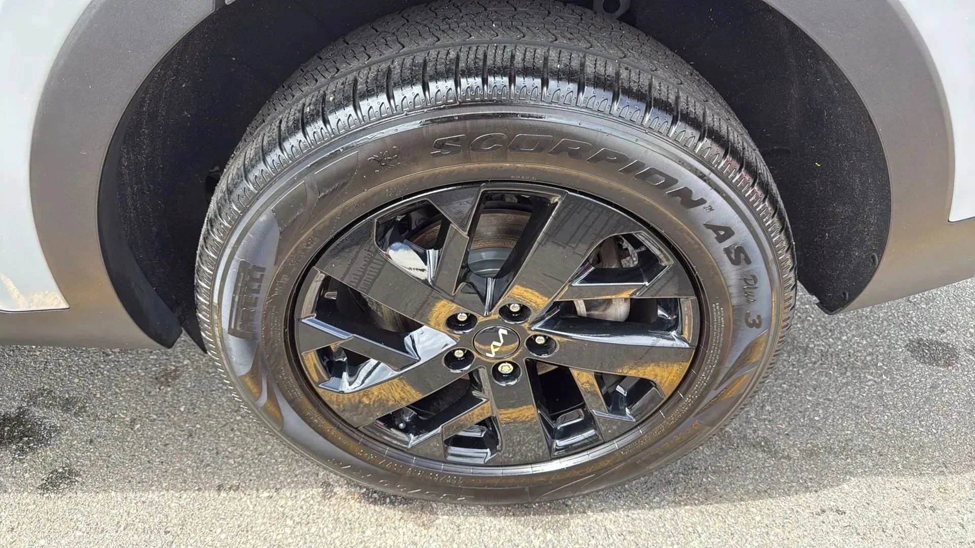 Used 2022 Kia Sorento S w/ Panoramic Sunroof Package image 9