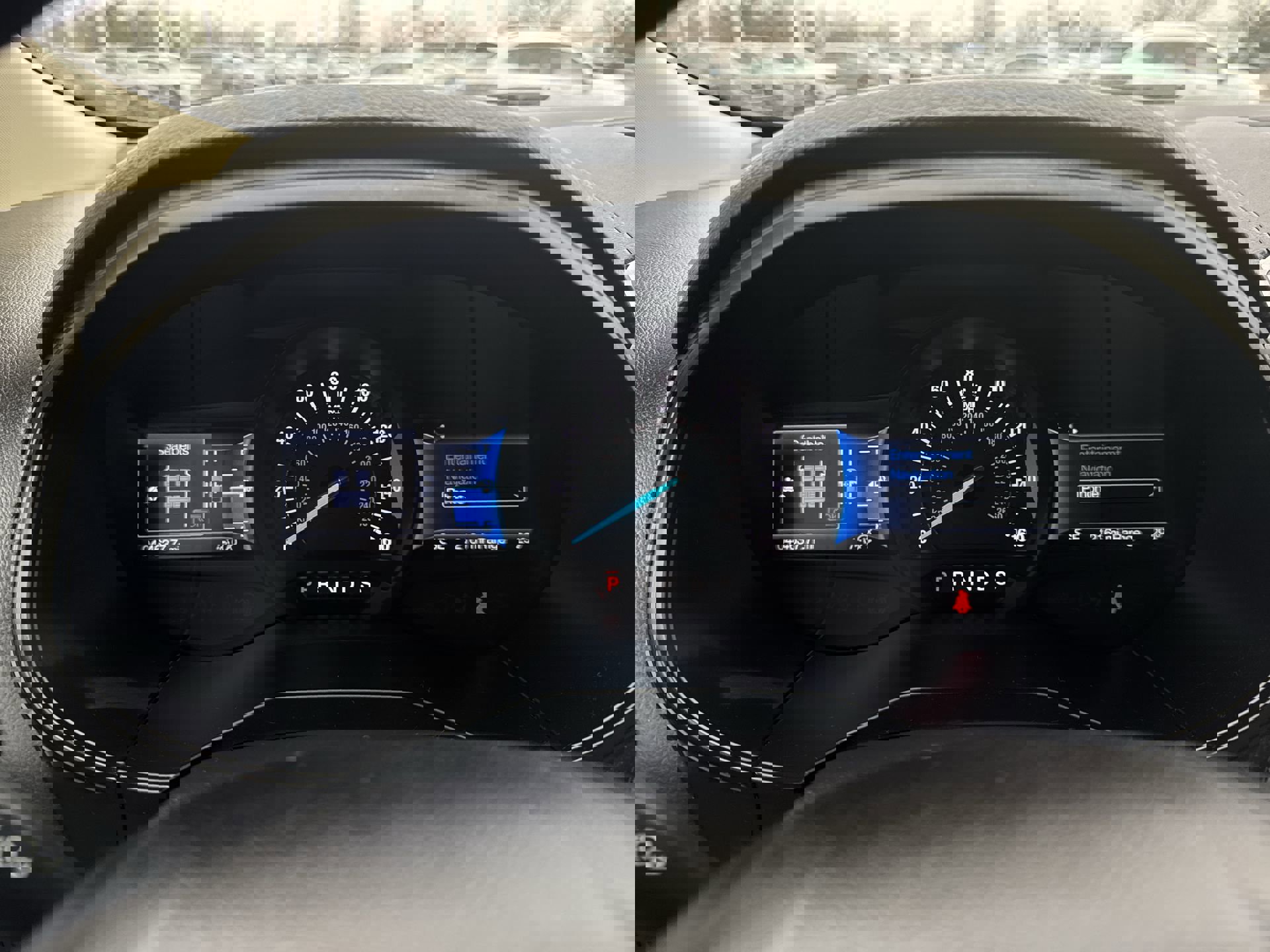 Used 2022 Ford Edge SEL w/ Convenience Package image 11