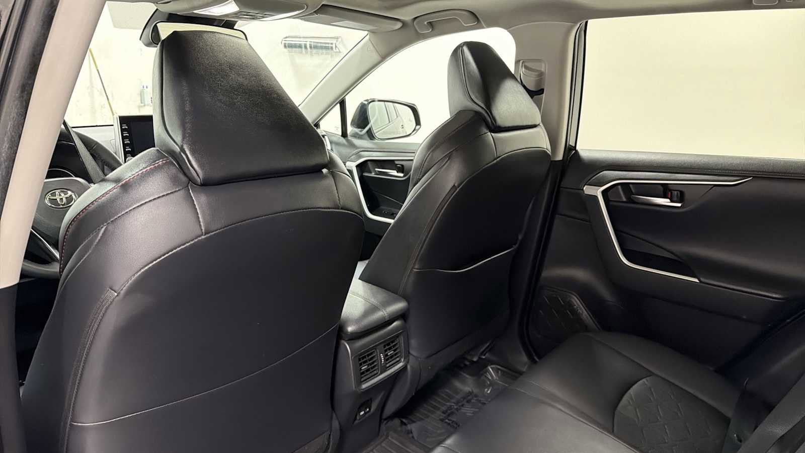 Certified 2022 Toyota RAV4 TRD Off-Road w/ TRD Off-Road Weather Package image 25