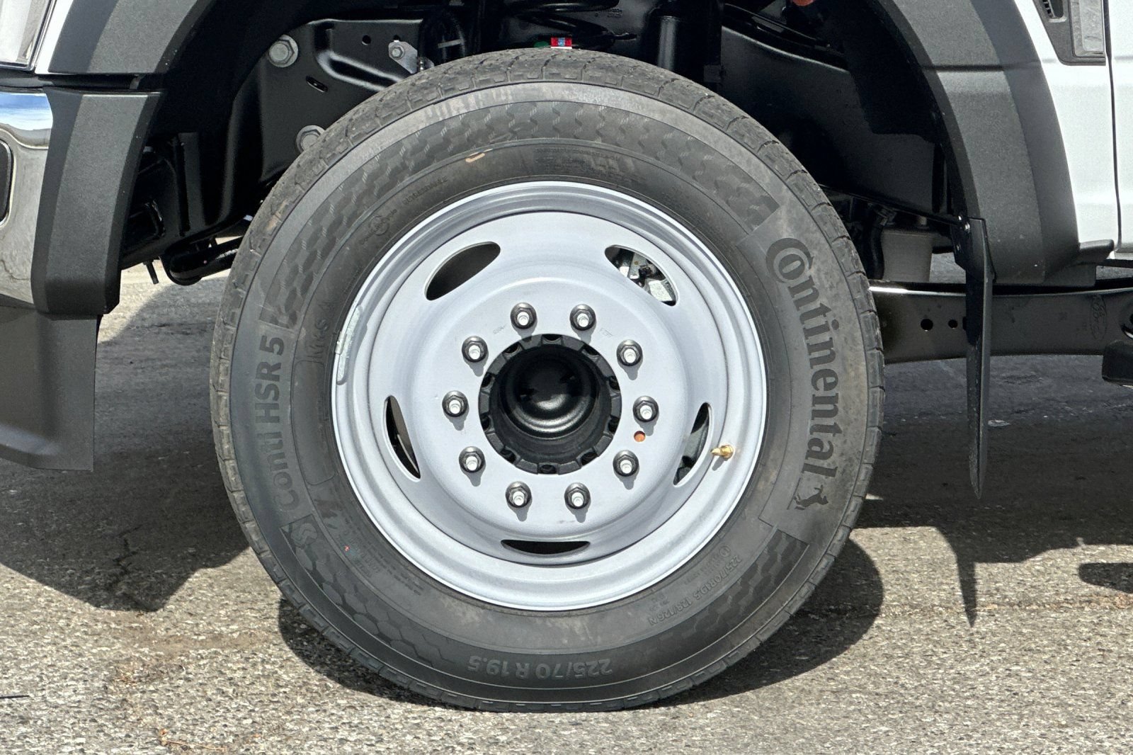 New 2026 Ford F450 XL w/ XL Chrome Package RWD image 22