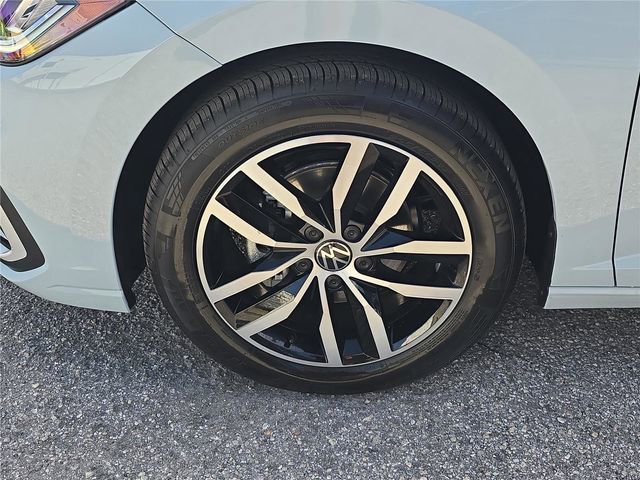 New 2026 Volkswagen Jetta SE FWD image 8