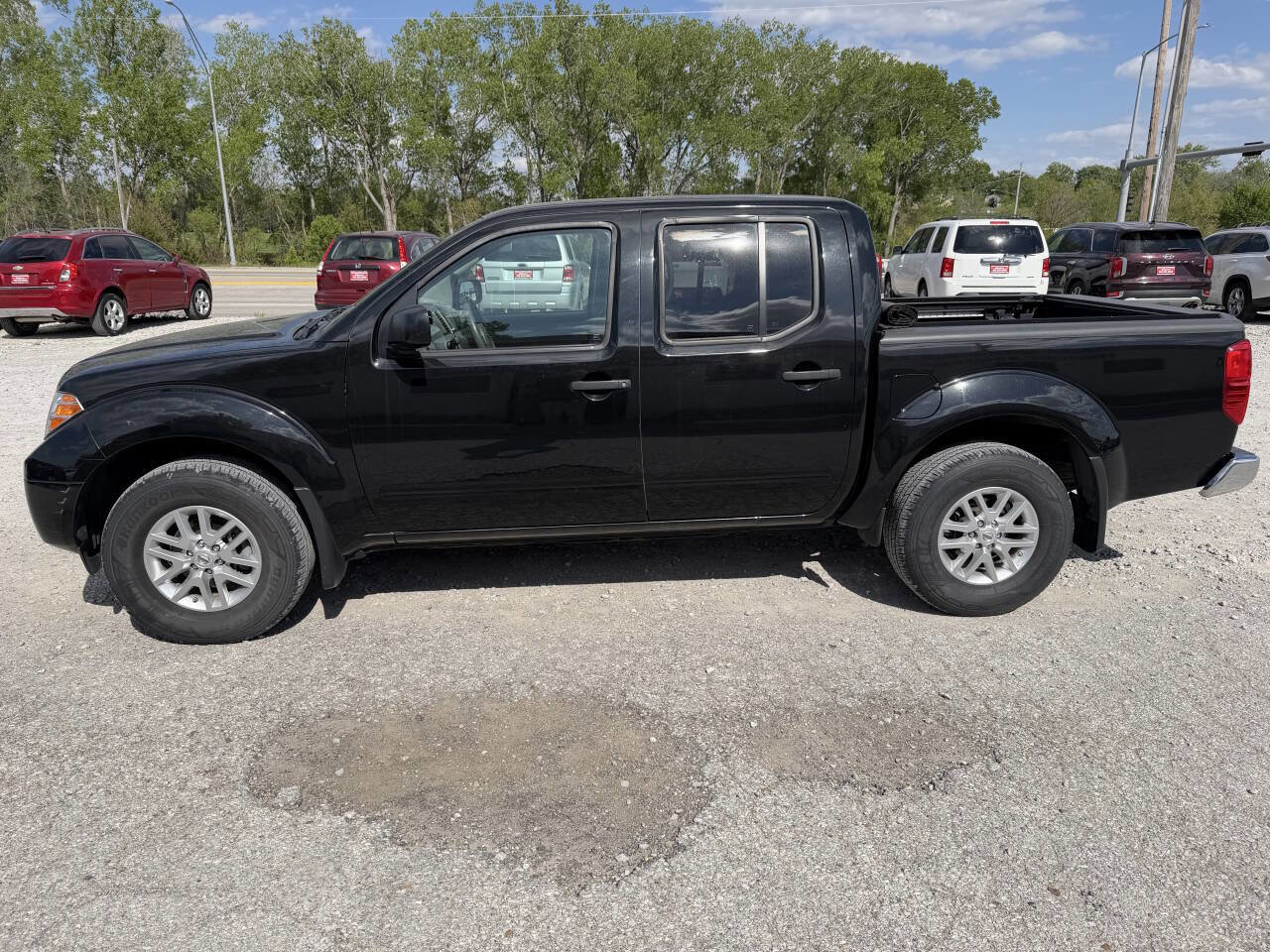 Used 2019 Nissan Frontier SV w/ Value Truck Package AWD/4WD image 6