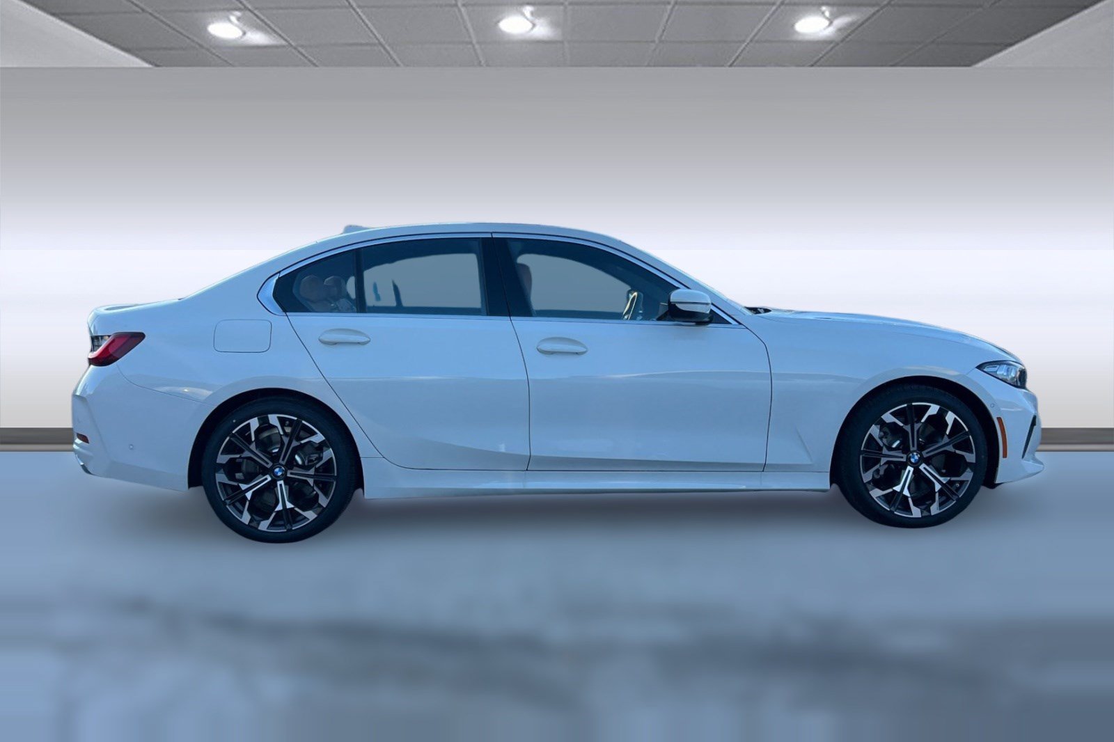 Used 2026 BMW 330i Sedan w/ Premium Package RWD image 7