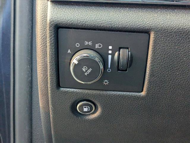 Used 2015 Jeep Grand Cherokee Overland image 11