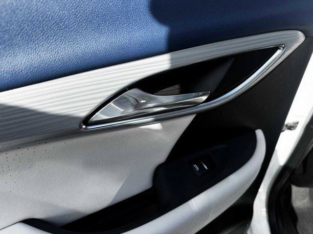 Used 2024 Buick Envision Avenir AWD/4WD image 65