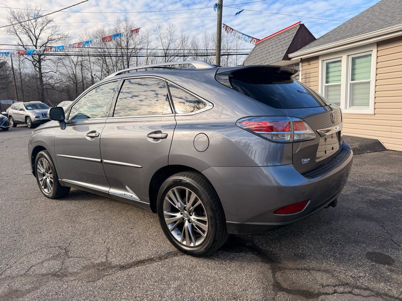 Used 2013 Lexus RX 450h AWD 4dr Hybrid w/ Navigation Pkg image 5