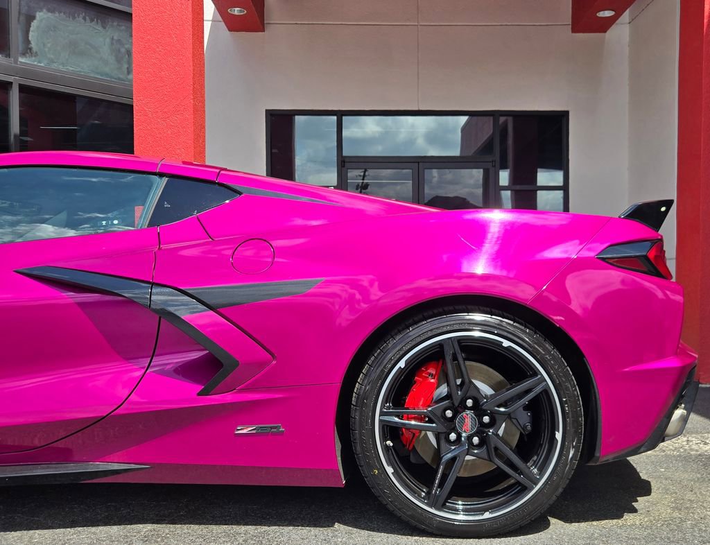 Used 2022 Chevrolet Corvette Stingray Preferred Cpe w/ Z51 Performance Package RWD image 6
