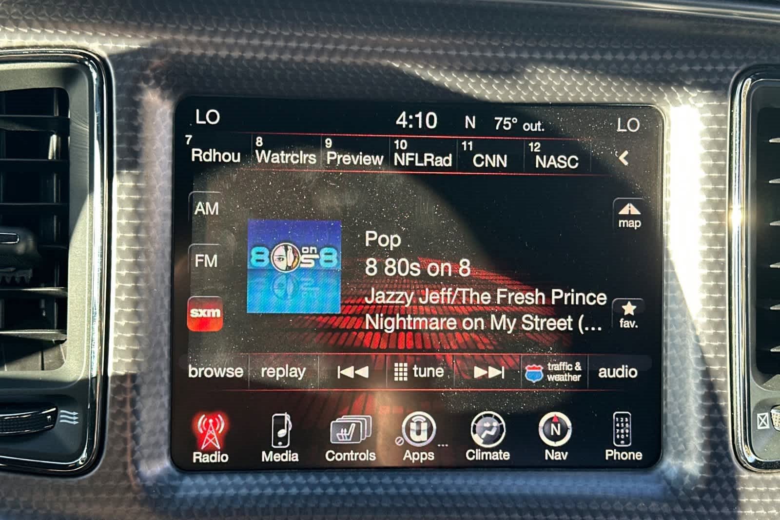 Used 2015 Dodge Challenger SRT Hellcat image 17