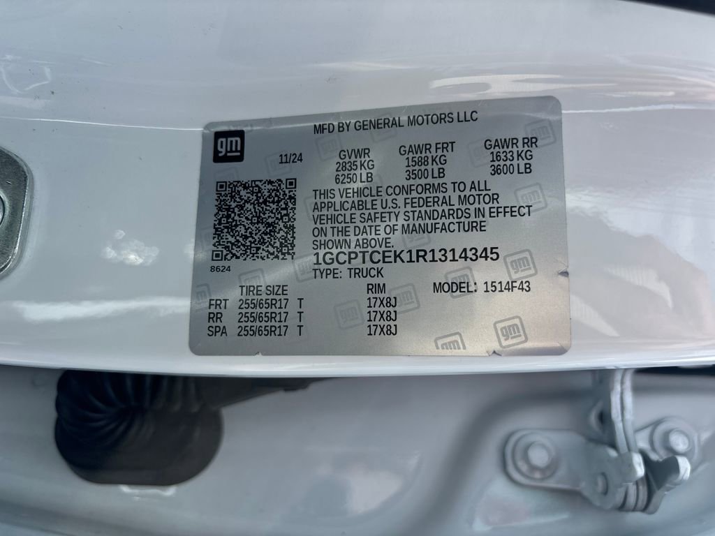 Used 2024 Chevrolet Colorado LT w/ LT Convenience Package image 27