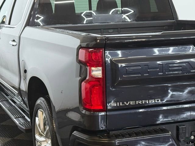 Used 2024 Chevrolet Silverado 1500 High Country w/ High Country Premium Package image 9