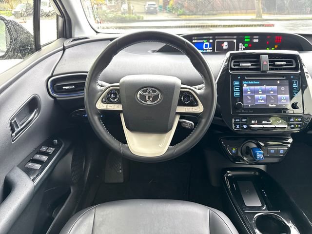Used 2018 Toyota Prius Three Touring FWD image 14
