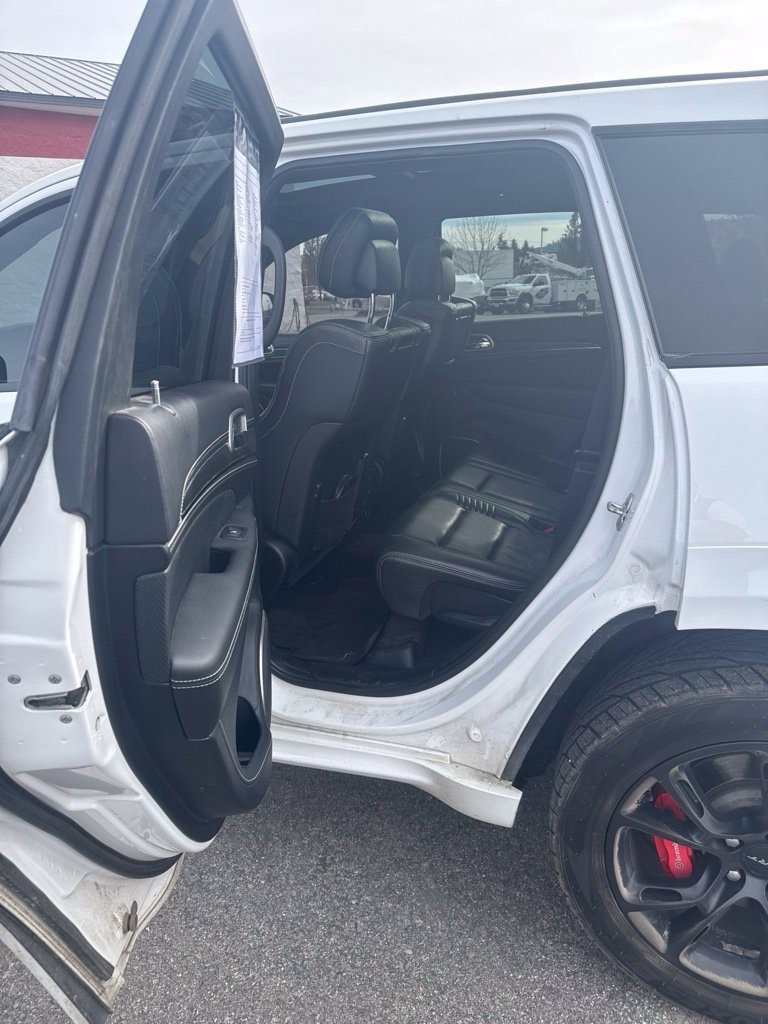 Used 2017 Jeep Grand Cherokee SRT AWD/4WD image 10