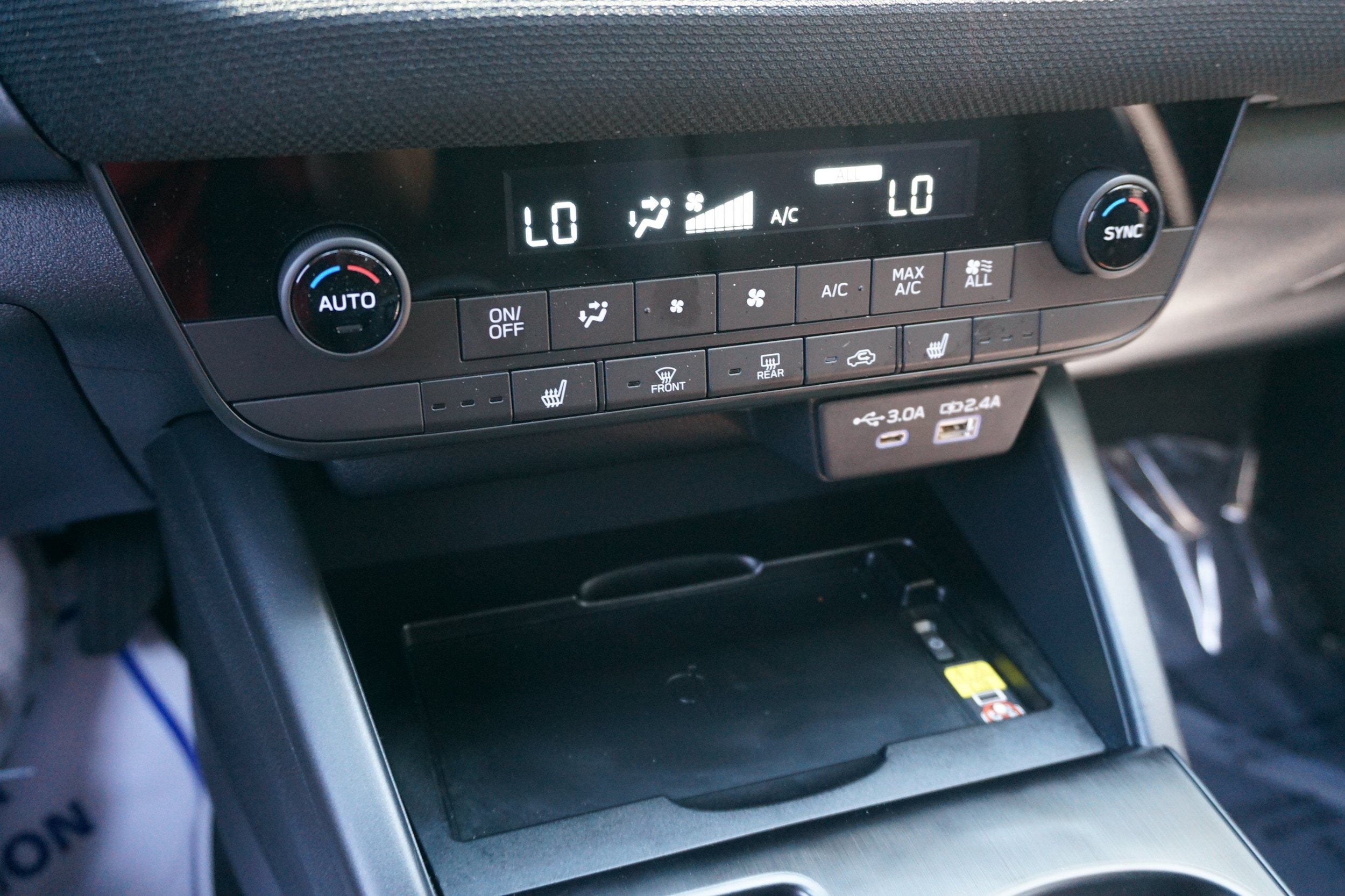 Certified 2026 Subaru Outback Limited AWD/4WD image 19
