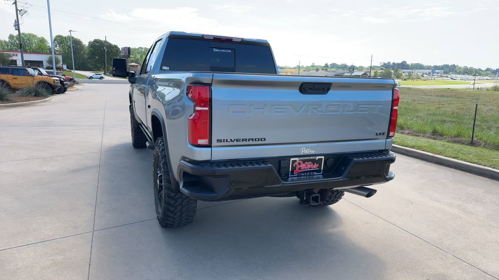 Used 2025 Chevrolet Silverado 2500 LTZ w/ LTZ Plus Package AWD/4WD image 6