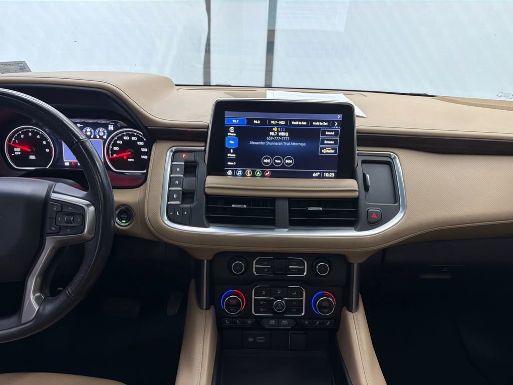 Used 2021 Chevrolet Tahoe Premier w/ Premium Package image 31