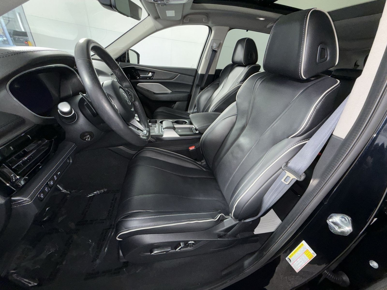 Used 2023 Acura MDX SH-AWD w/ Advance Package image 13
